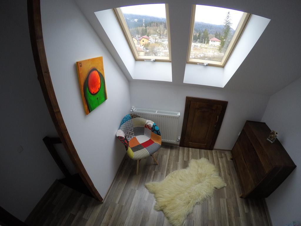 Duplex Apartment Буштені Екстер'єр фото